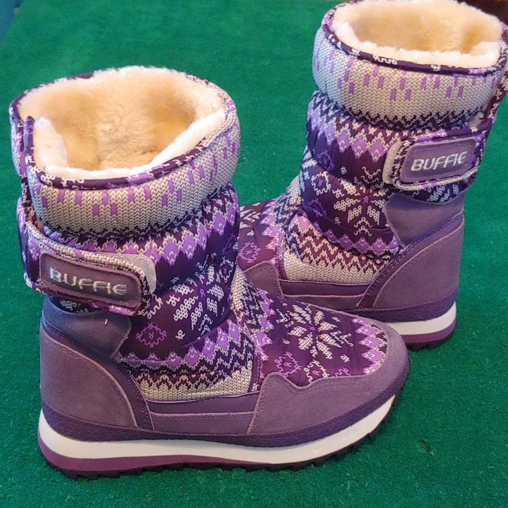 Snow Boots